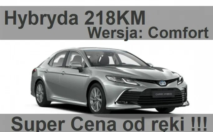 zachodniopomorskie Toyota Camry cena 160194 przebieg: 1, rok produkcji 2023 z Szczecinek